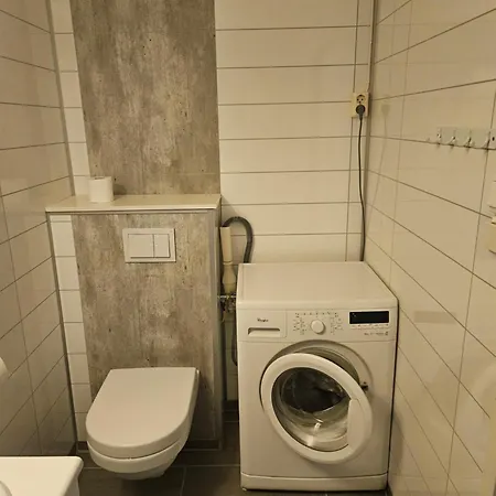 Pa Tomasjord شقة